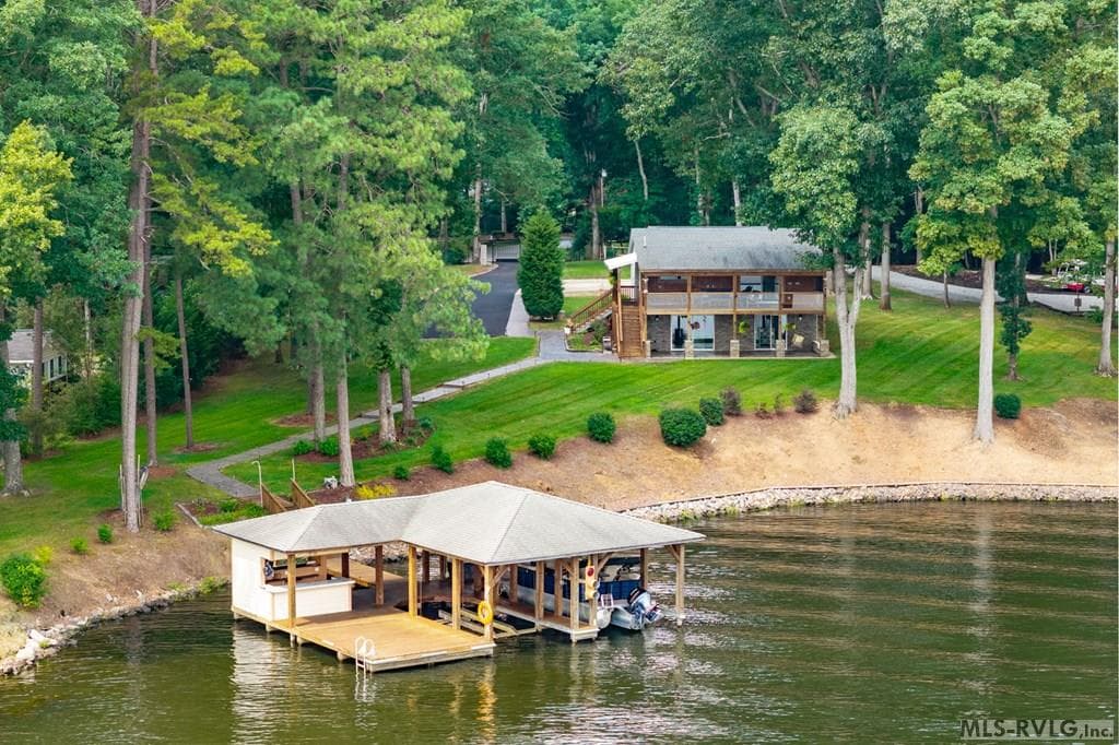 Residential/Vacation at 118 Paradise Pt, Macon NC 27551, Macon, photo 3 of 68