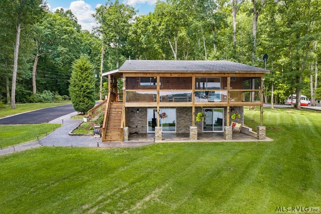 Residential/Vacation at 118 Paradise Pt, Macon NC 27551, Macon, photo 5 of 68