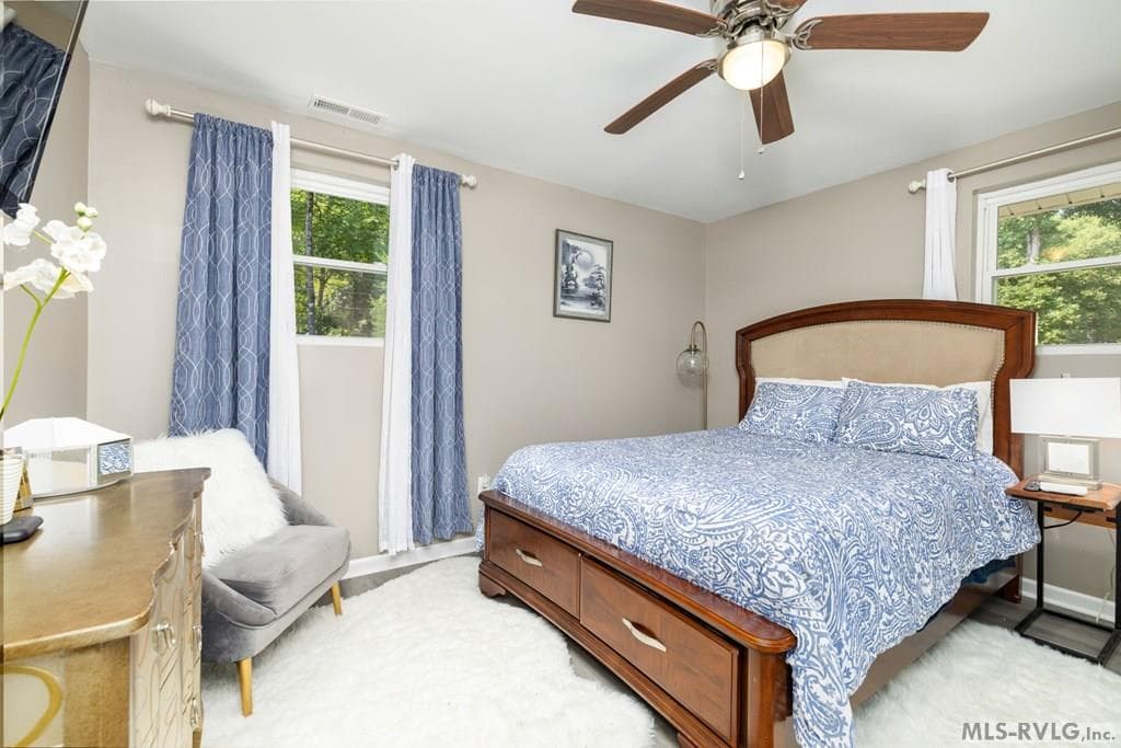 Residential/Vacation at 118 Paradise Pt, Macon NC 27551, Macon, photo 20 of 68