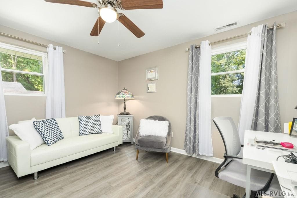 Residential/Vacation at 118 Paradise Pt, Macon NC 27551, Macon, photo 24 of 68