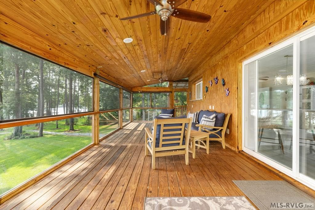 Residential/Vacation at 118 Paradise Pt, Macon NC 27551, Macon, photo 30 of 68