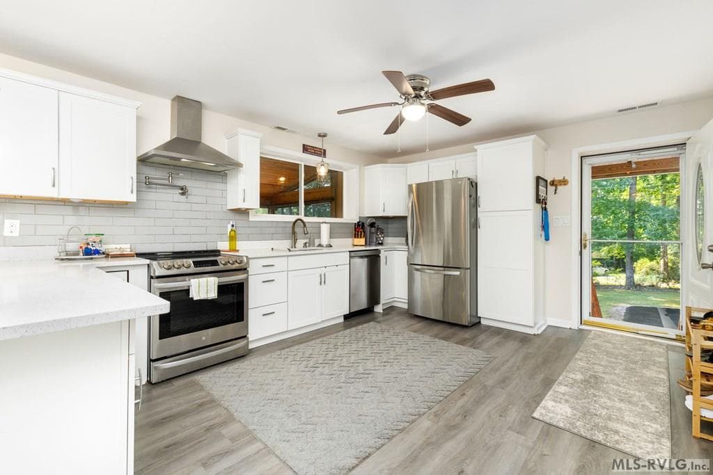Residential/Vacation at 118 Paradise Pt, Macon NC 27551, Macon, photo 14 of 68