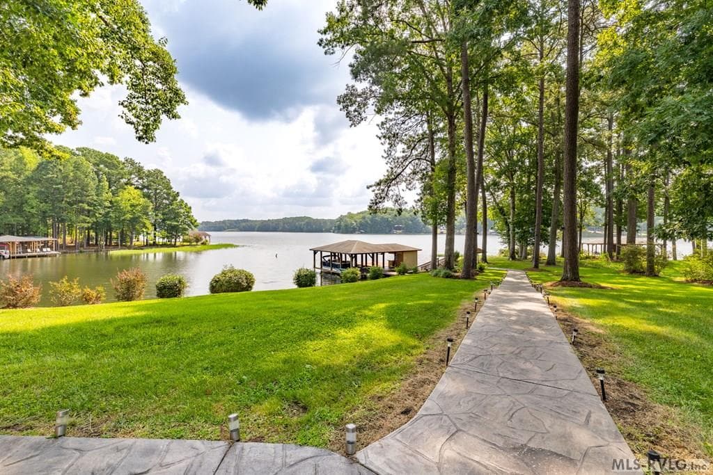 Residential/Vacation at 118 Paradise Pt, Macon NC 27551, Macon, photo 45 of 68