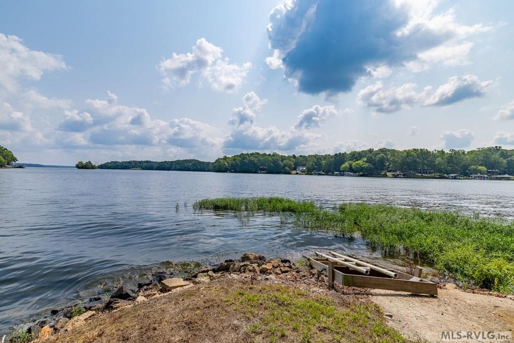 Residential/Vacation at 118 Paradise Pt, Macon NC 27551, Macon, photo 60 of 68