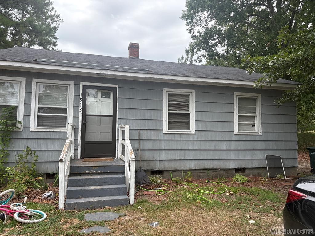 1513 Bolling Rd, Roanoke Rapids NC 27870