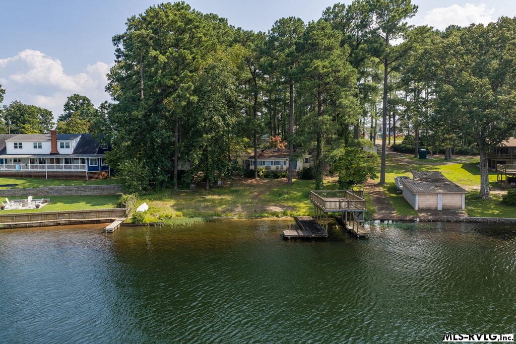399 Pineview Dr, Henrico NC 27842 photo 3