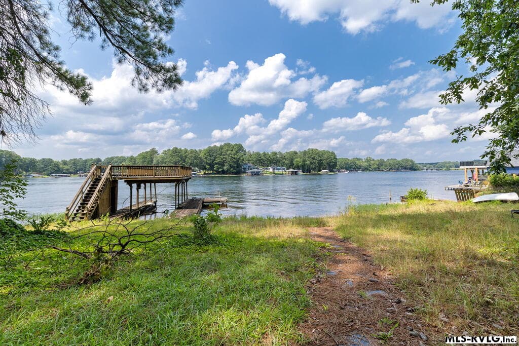 399 Pineview Dr, Henrico NC 27842 photo 4