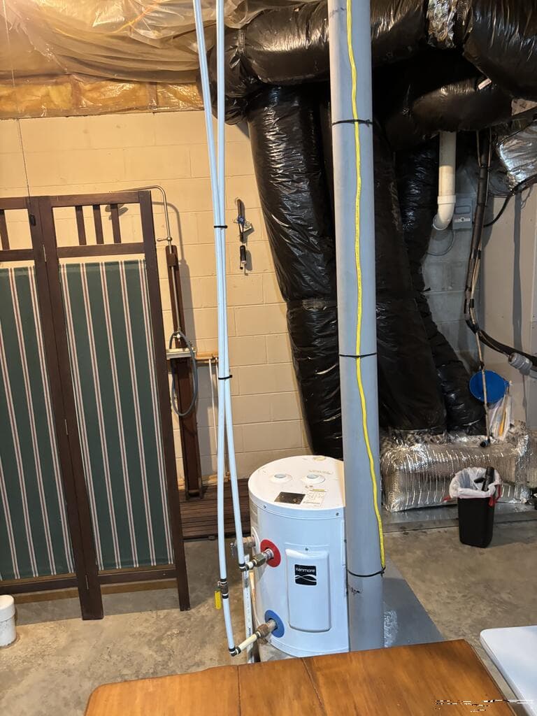 Small instant hot water heater to kitchen only