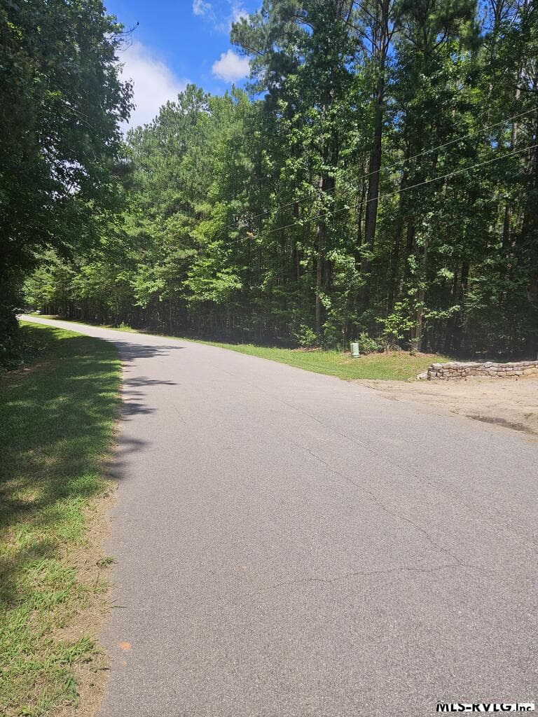 Road View , This is Poplar Drive. Easy place to call home!