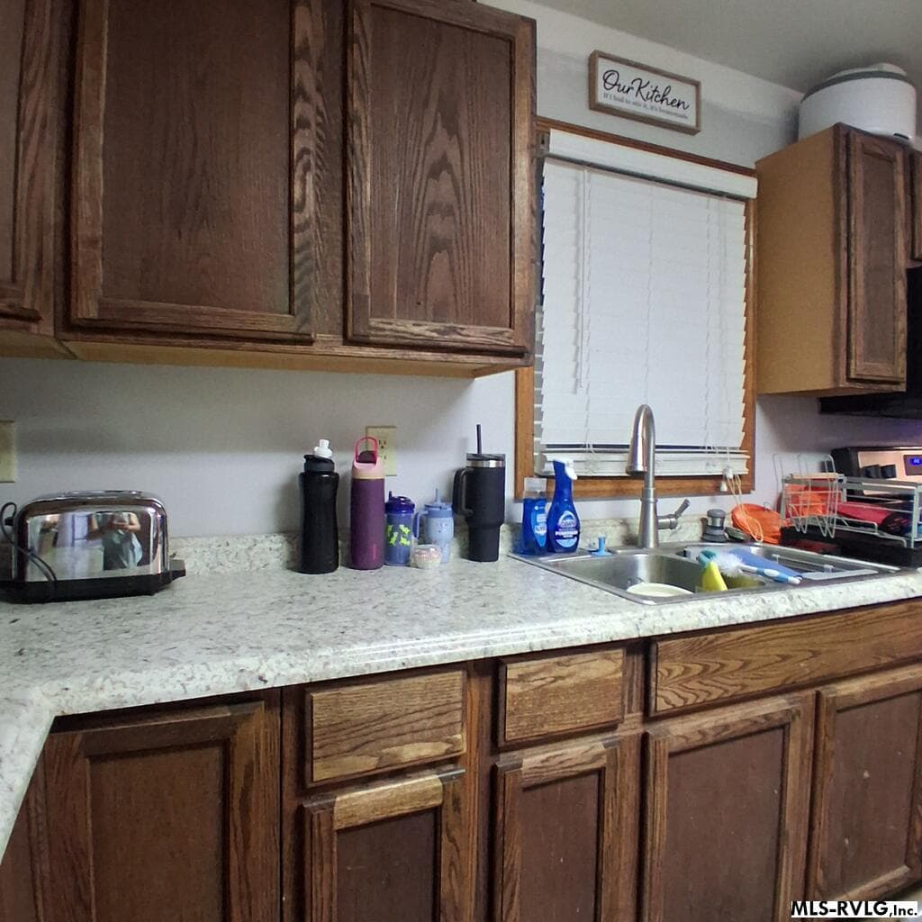 84 Zoo Rd N, Roanoke Rapids NC 27870 photo 2