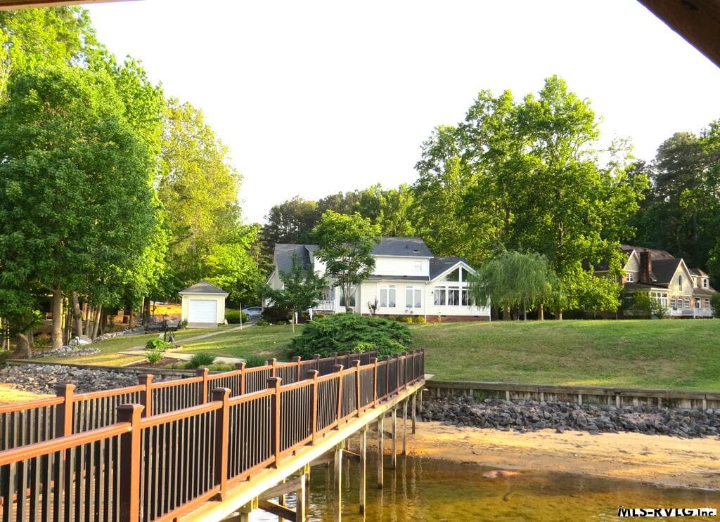 WALKWAY TO BOATHOUSE/SANDY BEACH