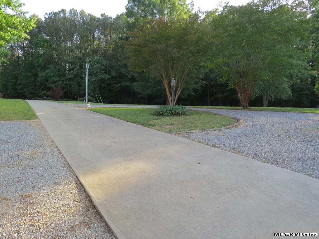 CONCRETE DRIVE