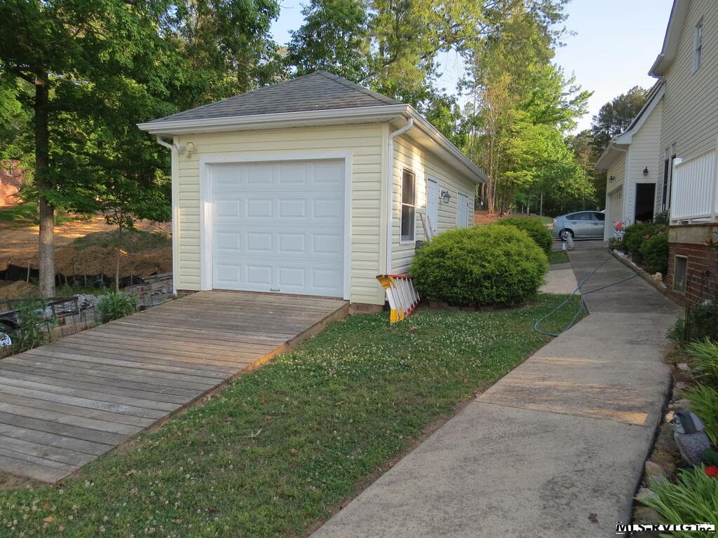 12X30 GARGE/STORAGE SHED A