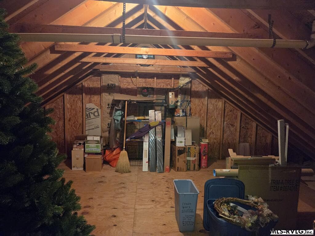 WALK IN STORAGE