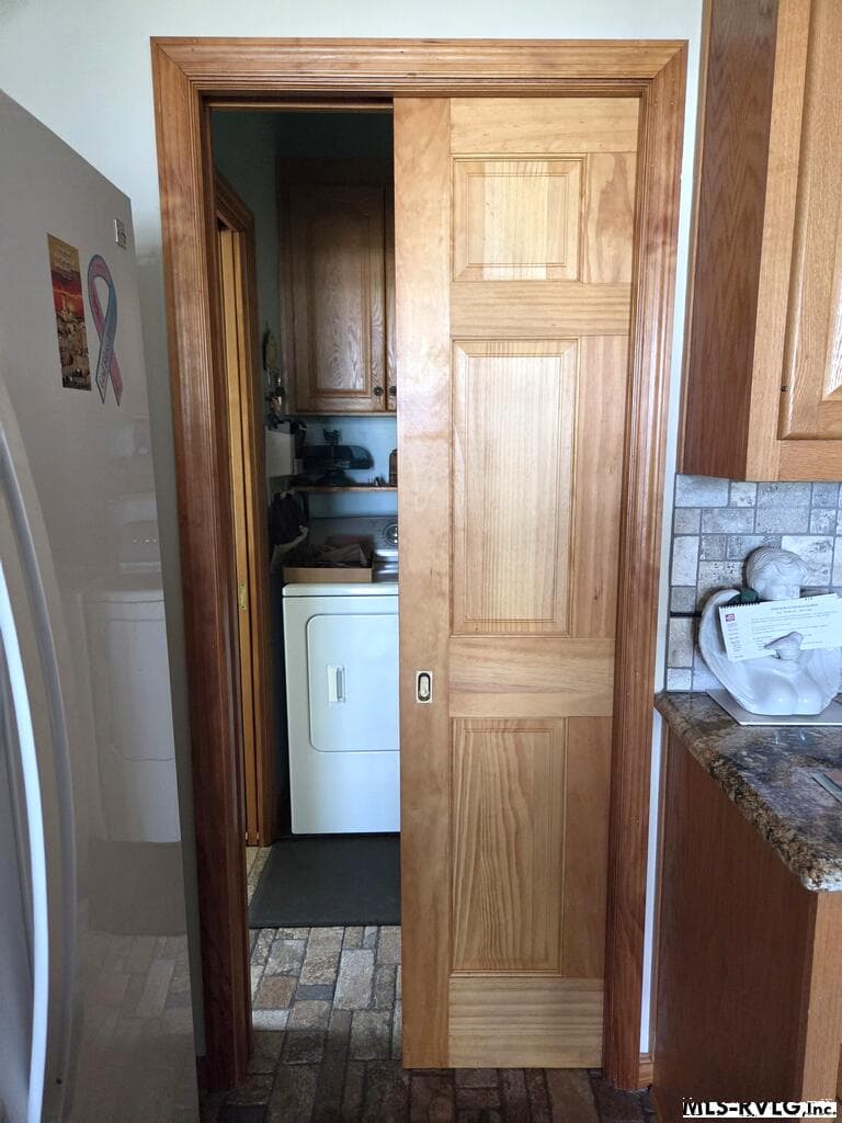 POCKET DOORS TO LAUNDRY ROOM