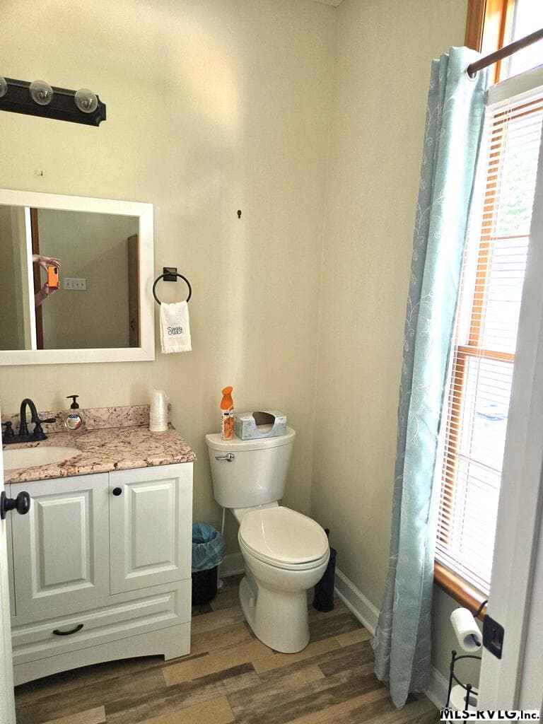 LAUNDRY ROOM /HALF BATH