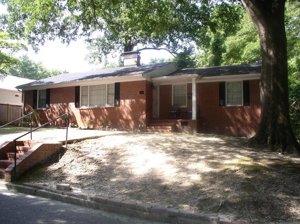 229 Perry Street, Henderson NC 27536