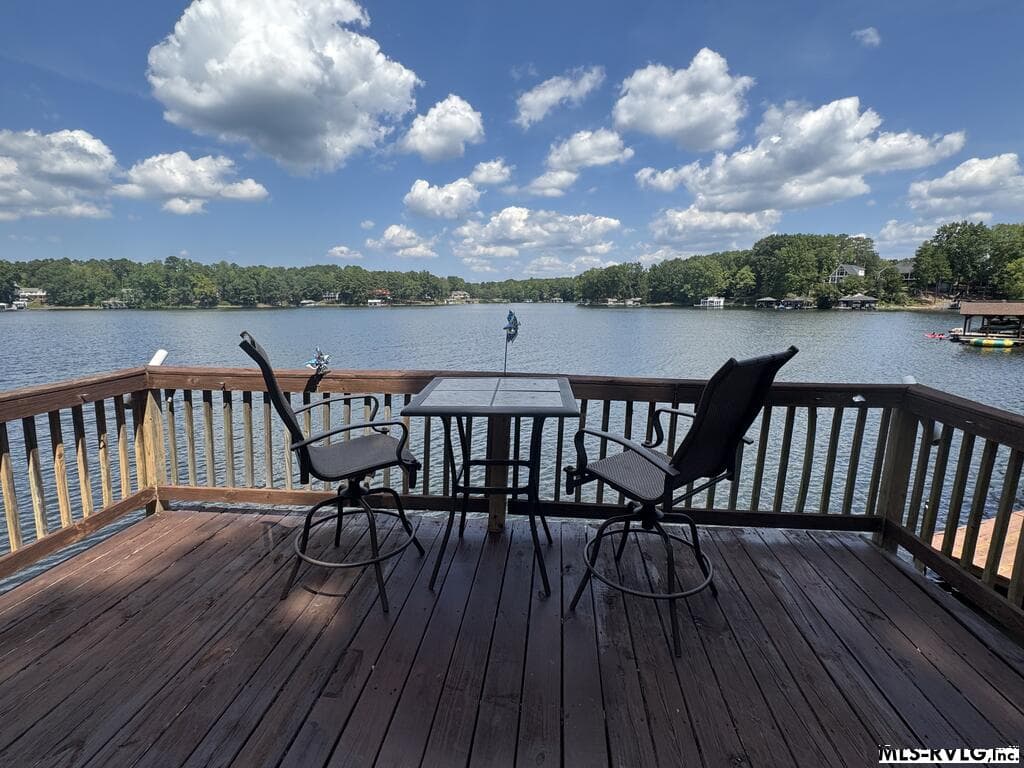 294 Fox Den Dr., Bracey VA 23919
