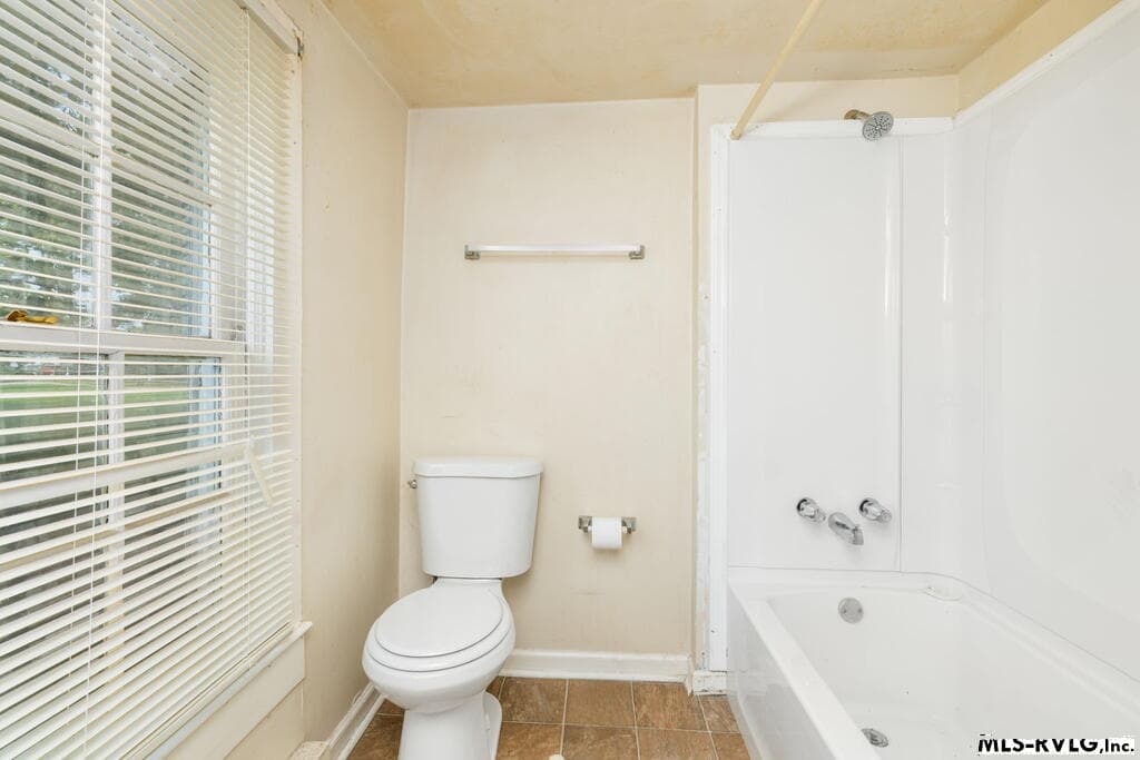 Residential/Vacation at 211 N. Mecklenburg Ave., South Hill VA 23970, South Hill, photo 13 of 35