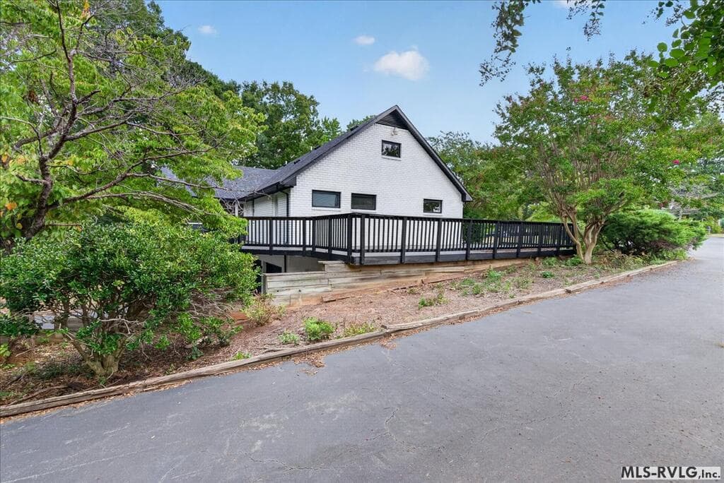 Residential/Vacation at 103 Landfall Court, Roanoke Rapids NC 27870, Roanoke Rapids, photo 40 of 48
