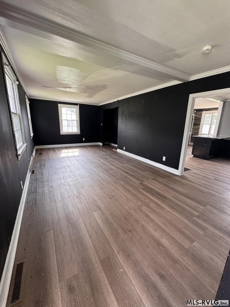 Residential/Vacation at 306 Grove Avenue, Emporia VA 23847, Emporia, photo 9 of 14
