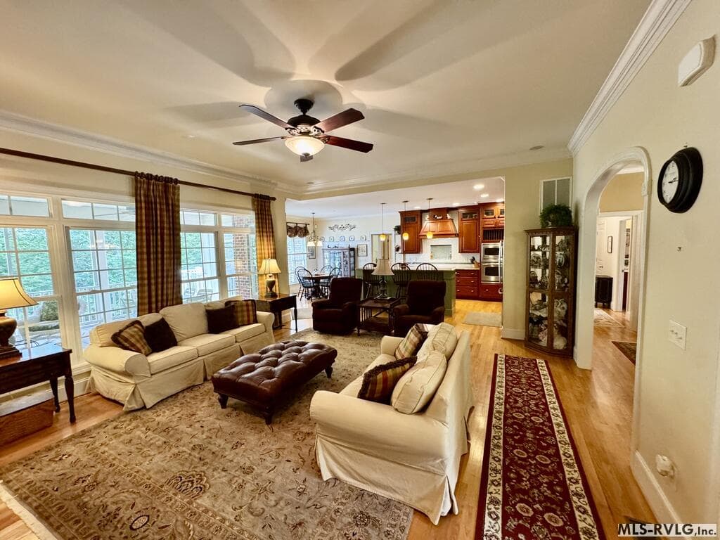 The Great Room - 207 Sir Payton Dr., Clarksville VA 23927, Clarksville