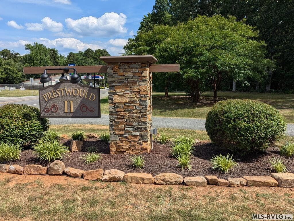 Welcome Home - 207 Sir Payton Dr., Clarksville VA 23927, Clarksville