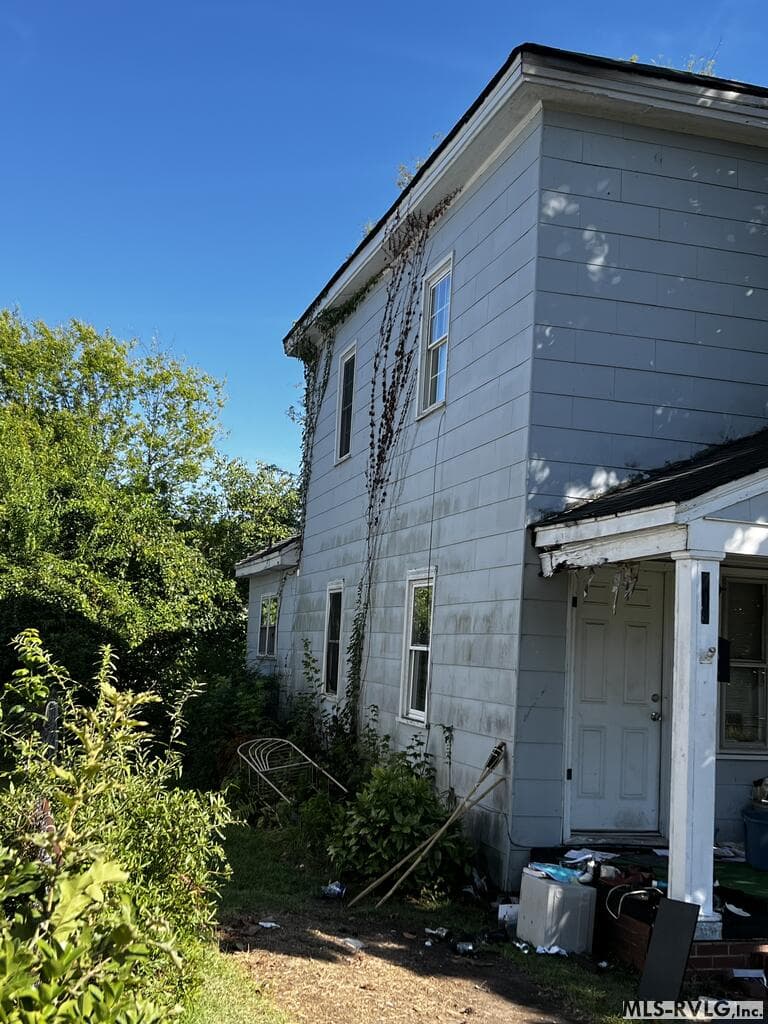 Residential/Vacation at 218 Monroe St., Roanoke Rapids NC 27870, Roanoke Rapids, photo 2 of 13