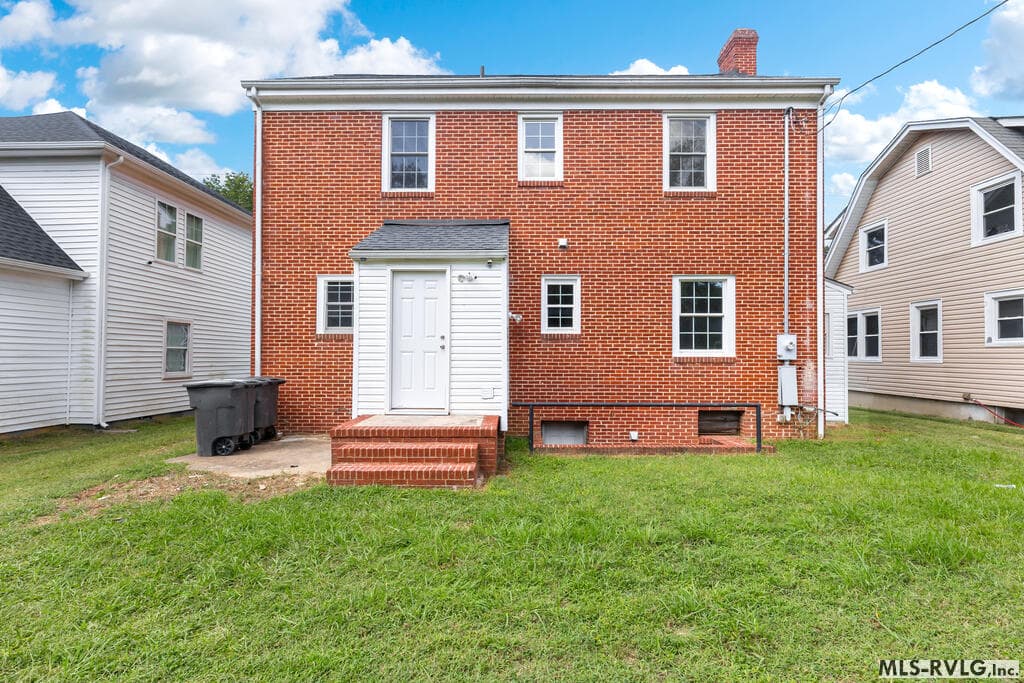 Residential/Vacation at 738 Halifax St, Emporia VA 23847, Emporia, photo 7 of 50