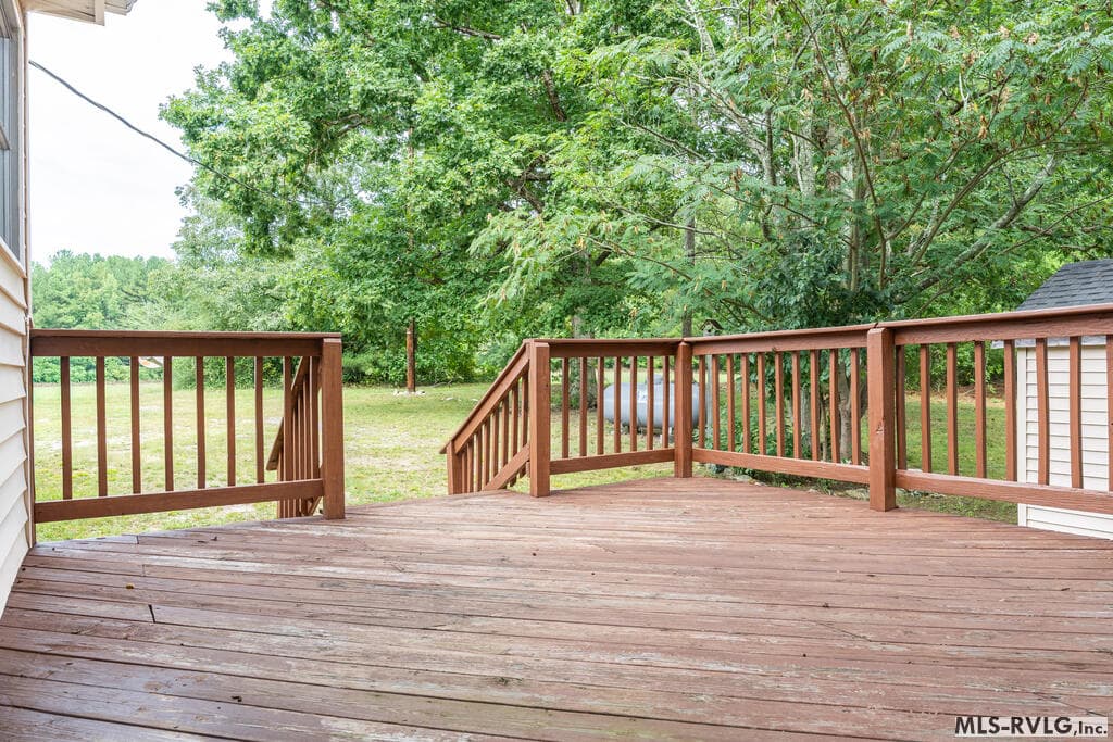 Residential/Vacation at 1388 Lewis Dr, Emporia VA 23847, Emporia, photo 7 of 26