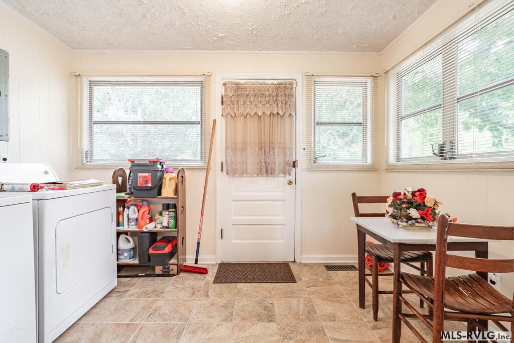 Residential/Vacation at 1388 Lewis Dr, Emporia VA 23847, Emporia, photo 19 of 26