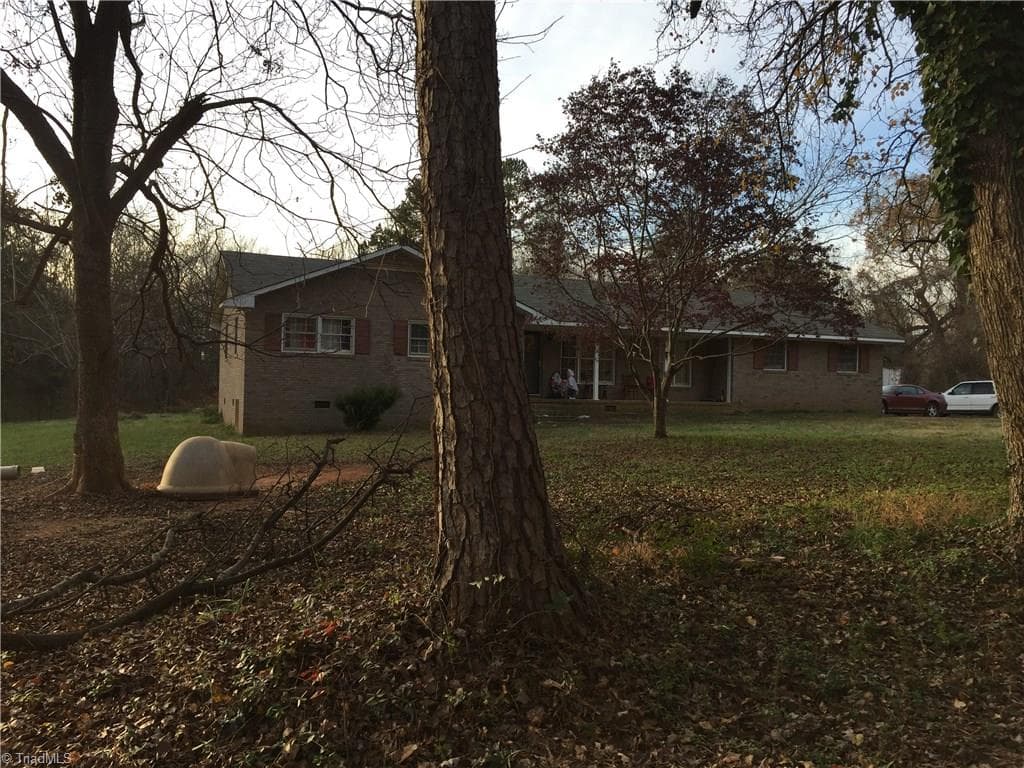 Remarks at 1139 Terrell Street, Mebane NC 27302, Mebane, photo 3 of 6