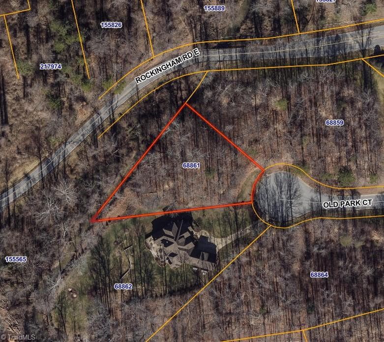 6 Old Park Court, Greensboro NC 27407