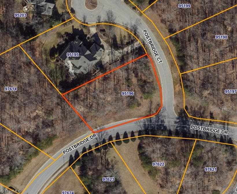 1 Postbridge Court, Greensboro NC 27407