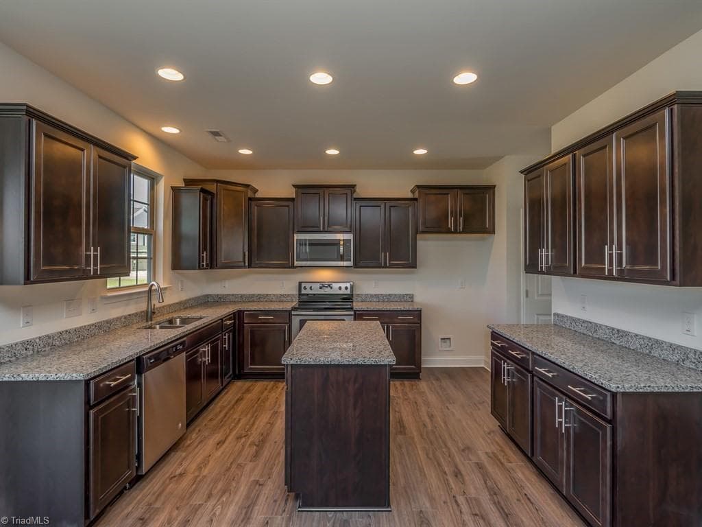Stick/Site Built at 798 Heartpine Drive, Mebane NC 27302, Mebane, photo 6 of 22