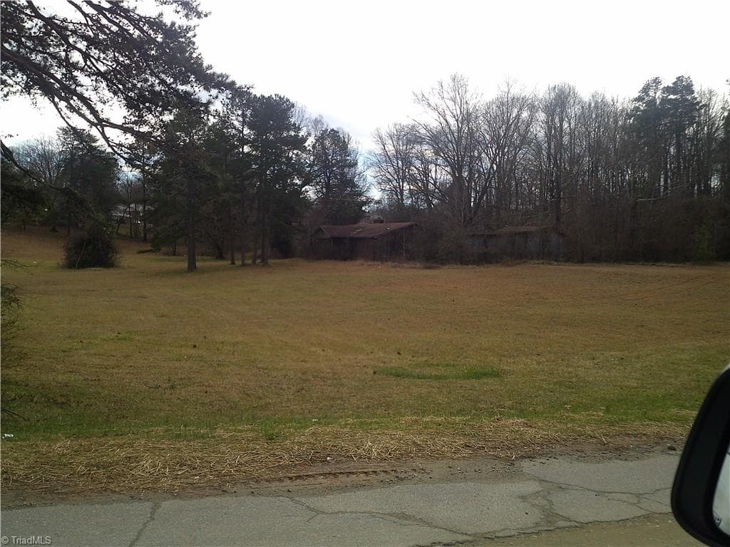 Remarks at 1 Harb Drive, Lexington NC 27295, photo 7 of 7