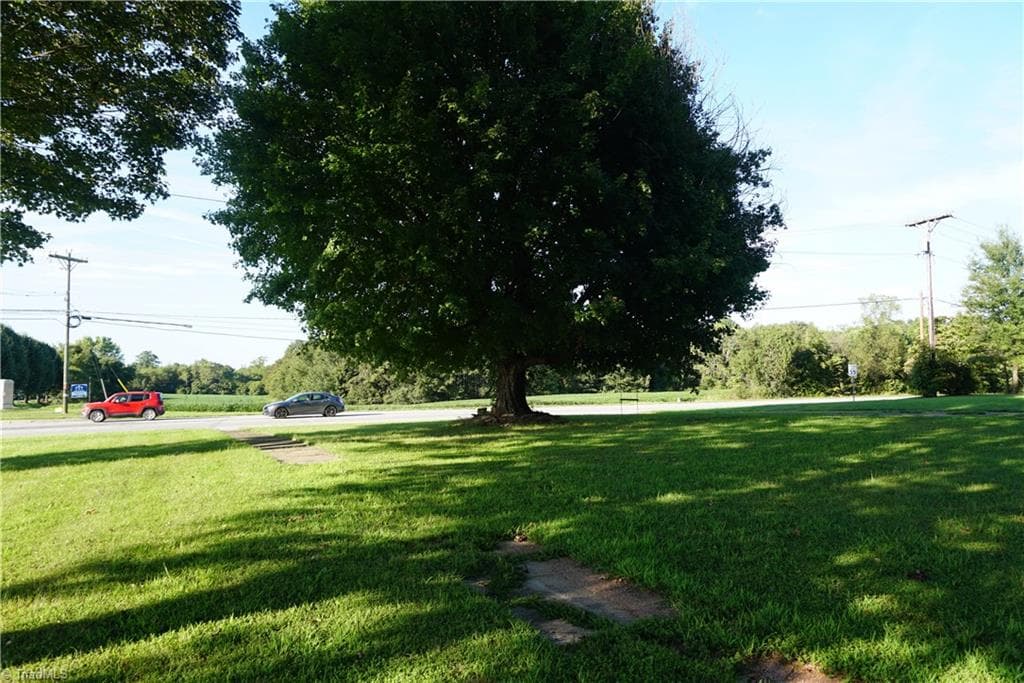 Remarks at 104 E Lee Avenue, Yadkinville NC 27055, photo 6 of 14