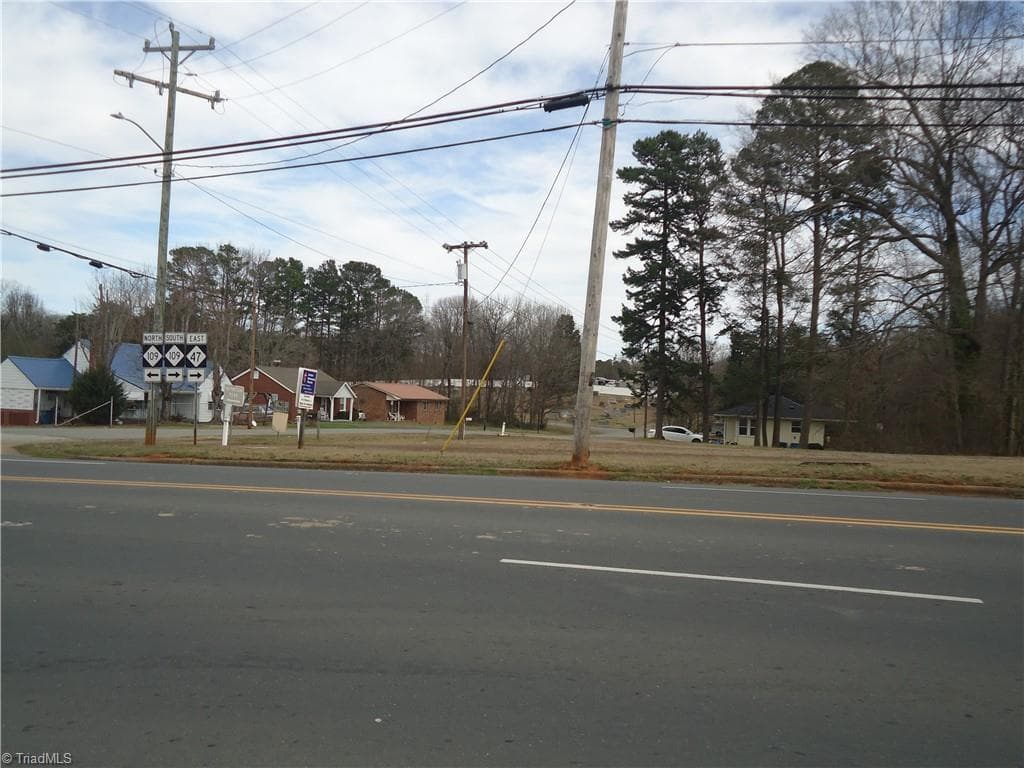 Retail at 17871 S NC Highway 109, Denton NC 27239, photo 8 of 9