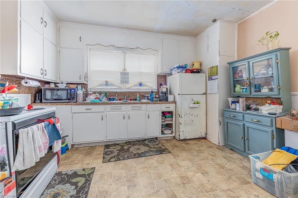 Quadruplex at 510 Piedmont Street, Reidsville NC 27320, photo 13 of 36