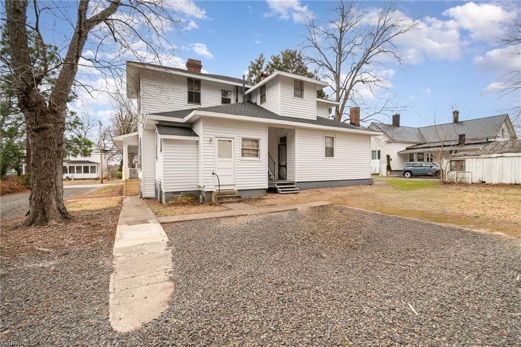 Quadruplex at 510 Piedmont Street, Reidsville NC 27320, photo 10 of 36