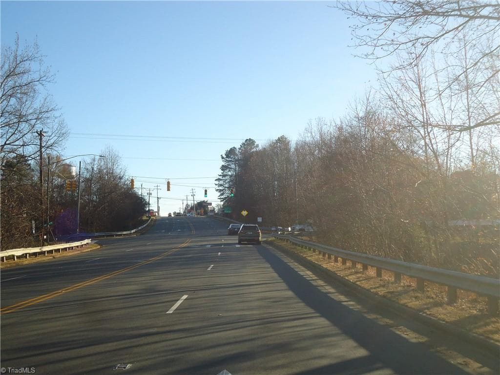 Retail at 243 E 1st Street, Denton NC 27239, photo 2 of 7