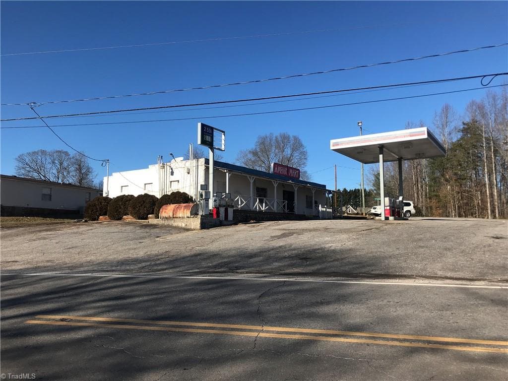 Retail at 8172 Boone Trail, Purlear NC 28665, photo 17 of 35