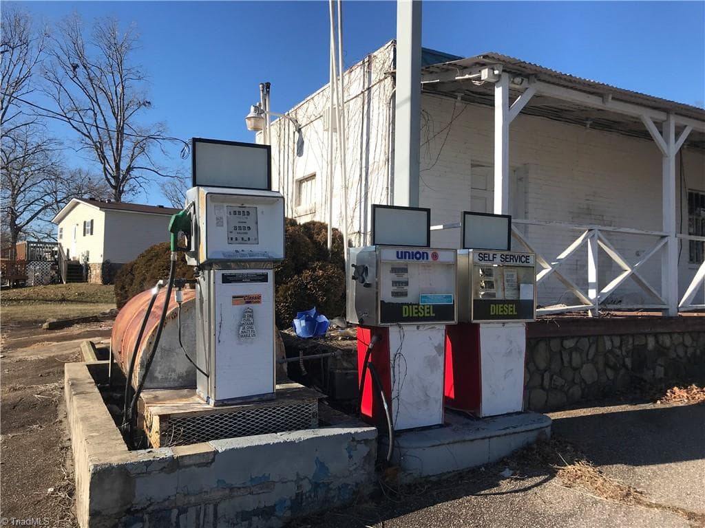 Retail at 8172 Boone Trail, Purlear NC 28665, photo 12 of 35