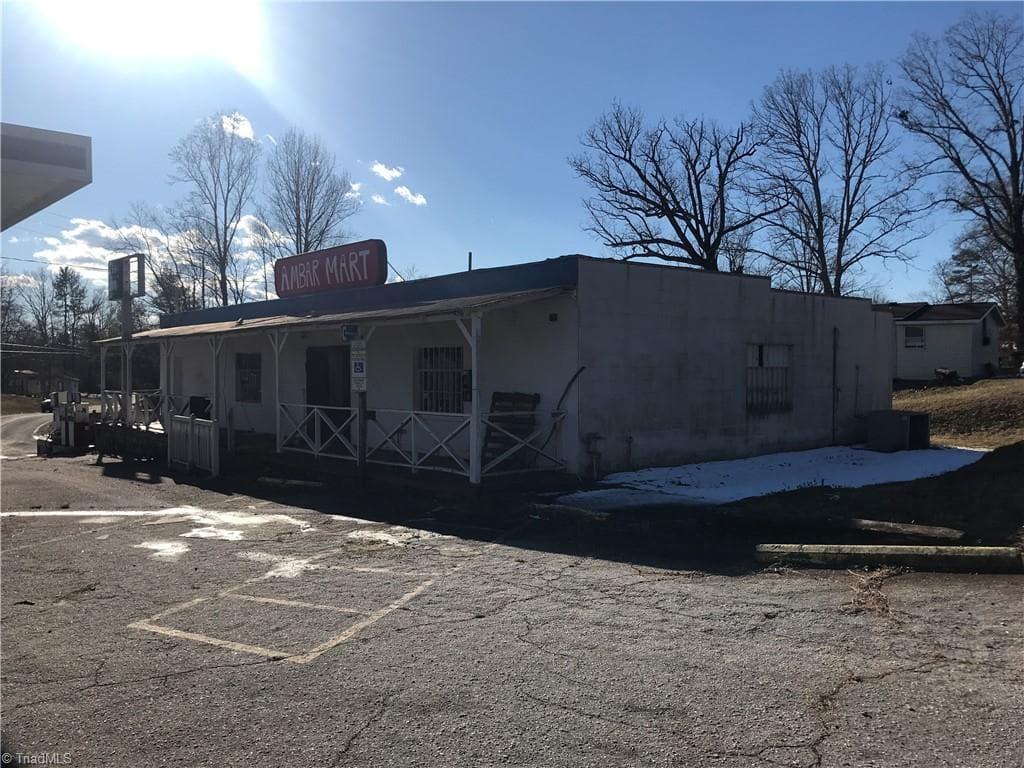 Retail at 8172 Boone Trail, Purlear NC 28665, photo 10 of 35