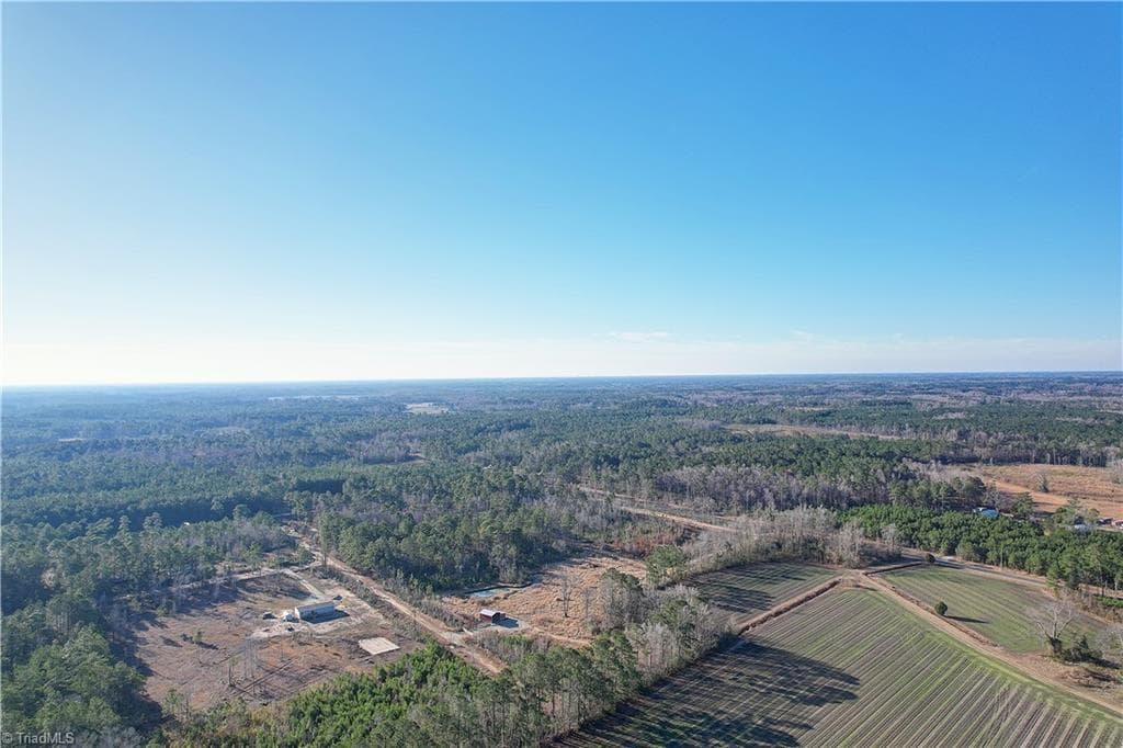 Single Family Residence at 105 Bay Drive, Tabor City NC 28463, photo 2 of 17