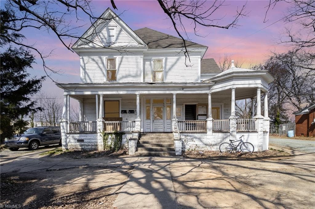 Quadruplex at 616 N Mebane Street, Burlington NC 27217, Burlington, photo 3 of 98