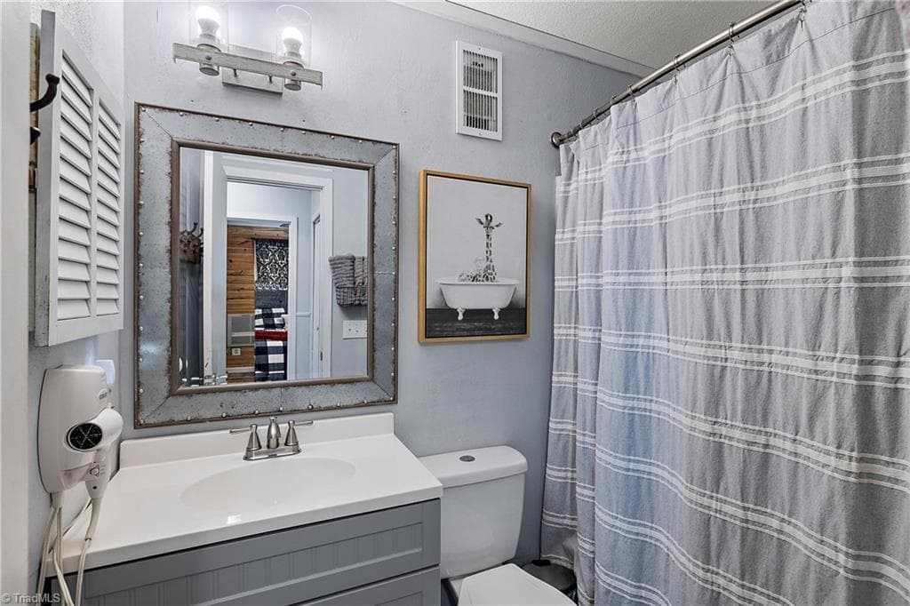 Modular at 301 Pinnacle Inn Road # 3302, Beech Mountain NC 28604, Beech Mountain, photo 12 of 50