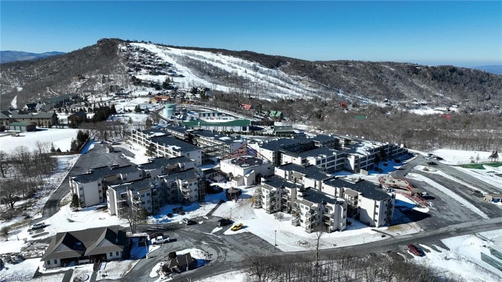 Modular at 301 Pinnacle Inn Road # 3302, Beech Mountain NC 28604, Beech Mountain, photo 45 of 50