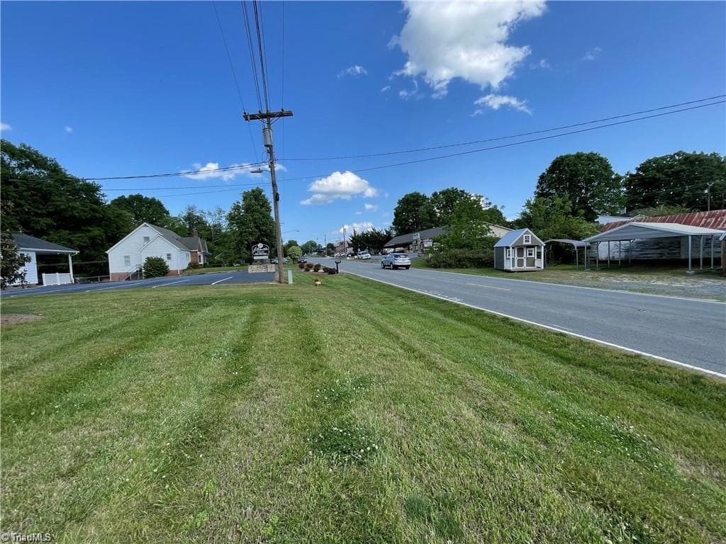 Investment at 313 E King Street, King NC 27021, King, photo 11 of 16