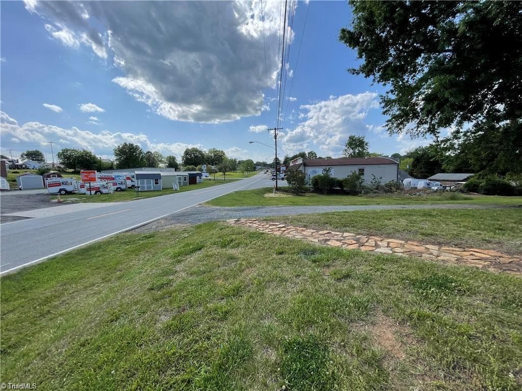 Investment at 313 E King Street, King NC 27021, King, photo 13 of 16